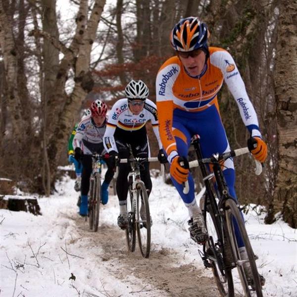 15e Centrumcross Surhuisterveen 2010 | Wielrennen Surhuisterveen