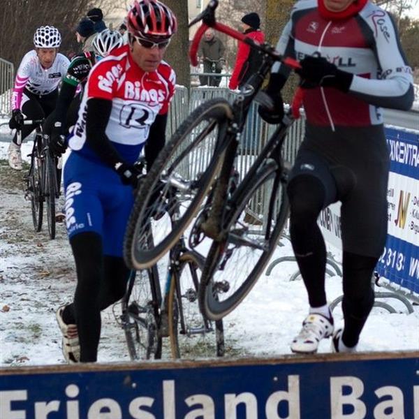 15e Centrumcross Surhuisterveen 2010 | Wielrennen Surhuisterveen