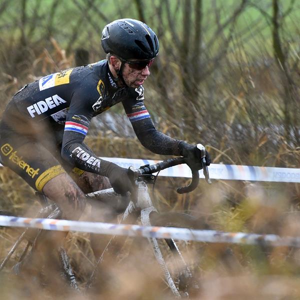 22e Internationale Centrumcross 2017 | Wielrennen Surhuisterveen