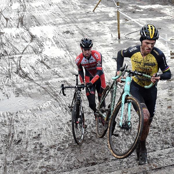 22e Internationale Centrumcross 2017 | Wielrennen Surhuisterveen
