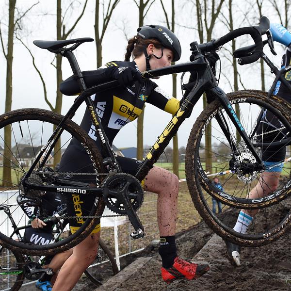 22e Internationale Centrumcross 2017 | Wielrennen Surhuisterveen