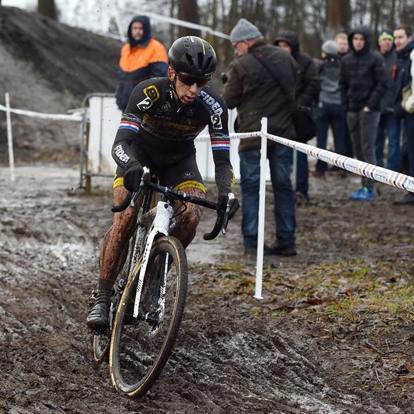 22e Internationale Centrumcross 2017 | Wielrennen Surhuisterveen