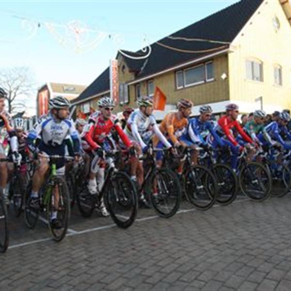 13e Centrumcross Surhuisterveen 2008 | Wielrennen Surhuisterveen