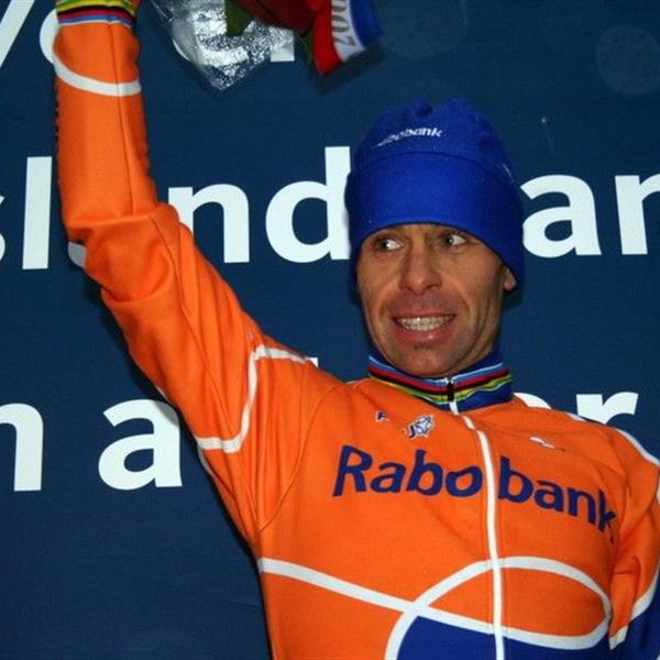 12e Centrumcross Surhuisterveen 2007 | Wielrennen Surhuisterveen