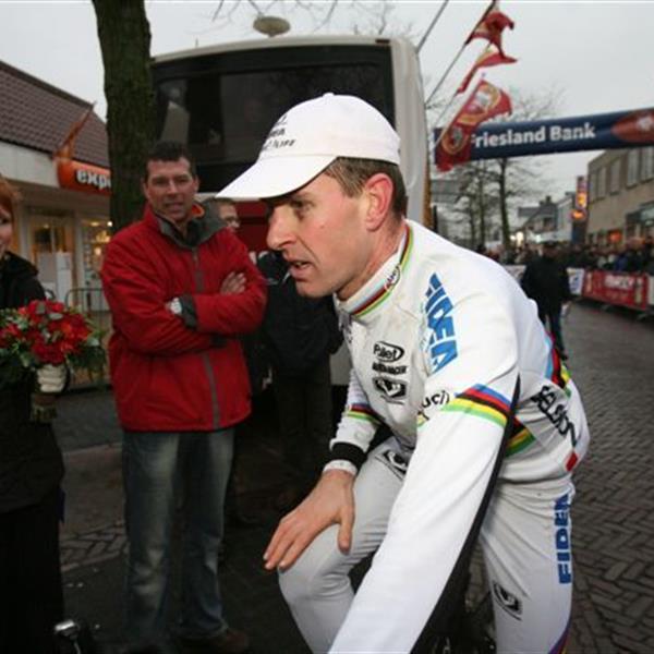 12e Centrumcross Surhuisterveen 2007 | Wielrennen Surhuisterveen