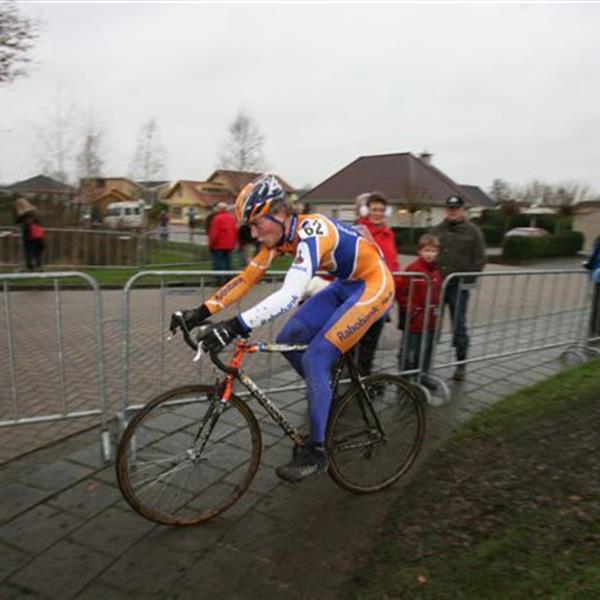 12e Centrumcross Surhuisterveen 2007 | Wielrennen Surhuisterveen