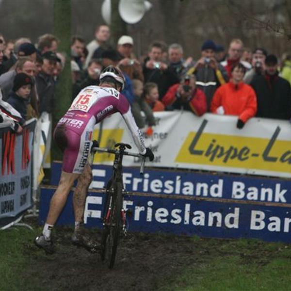 12e Centrumcross Surhuisterveen 2007 | Wielrennen Surhuisterveen