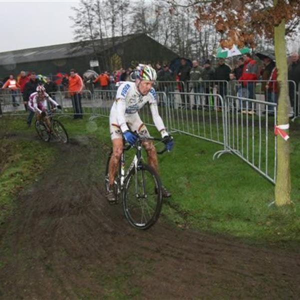 12e Centrumcross Surhuisterveen 2007 | Wielrennen Surhuisterveen