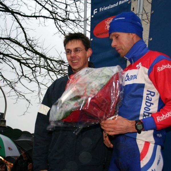 12e Centrumcross Surhuisterveen 2007 | Wielrennen Surhuisterveen