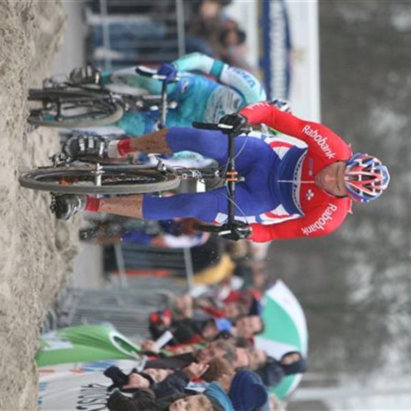 12e Centrumcross Surhuisterveen 2007 | Wielrennen Surhuisterveen