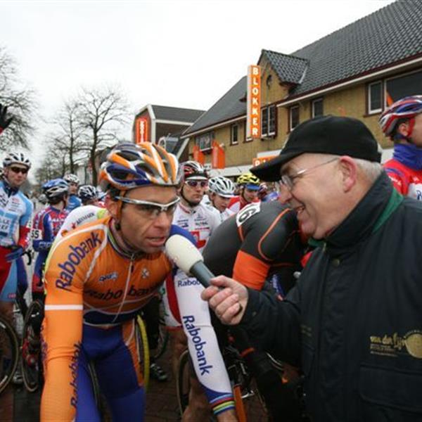 12e Centrumcross Surhuisterveen 2007 | Wielrennen Surhuisterveen