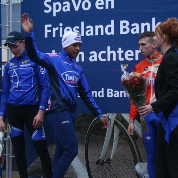 12e Centrumcross Surhuisterveen 2007 | Wielrennen Surhuisterveen