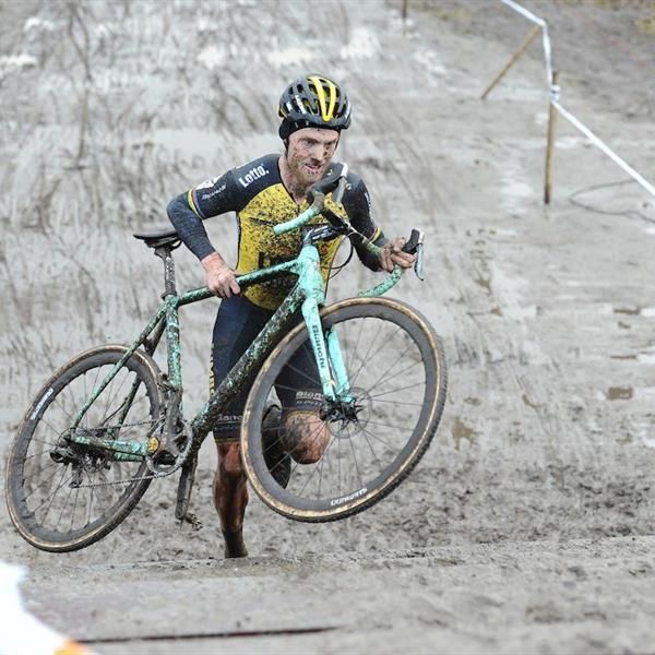 22e Internationale Centrumcross Surhuisterveen 2017 | Wielrennen Surhuisterveen