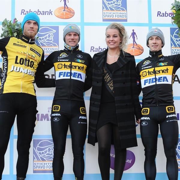 22e Internationale Centrumcross Surhuisterveen 2017 | Wielrennen Surhuisterveen