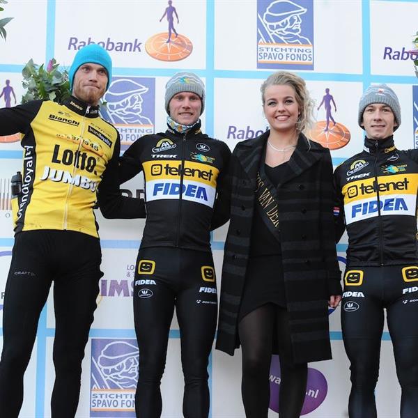 22e Internationale Centrumcross Surhuisterveen 2017 | Wielrennen Surhuisterveen