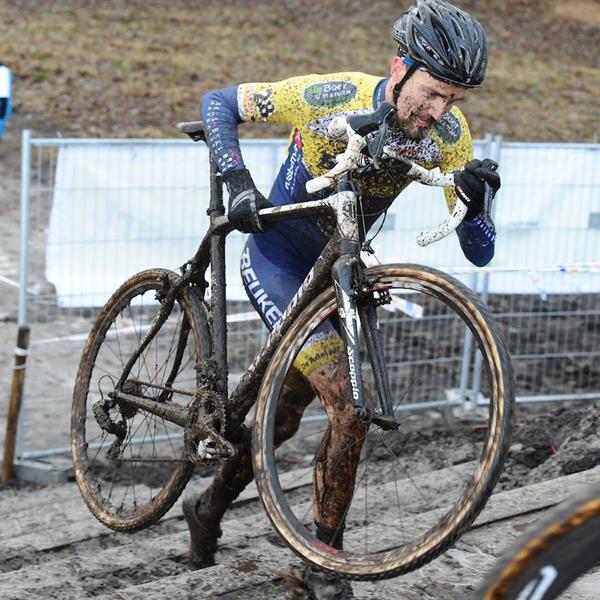 22e Internationale Centrumcross Surhuisterveen 2017 | Wielrennen Surhuisterveen