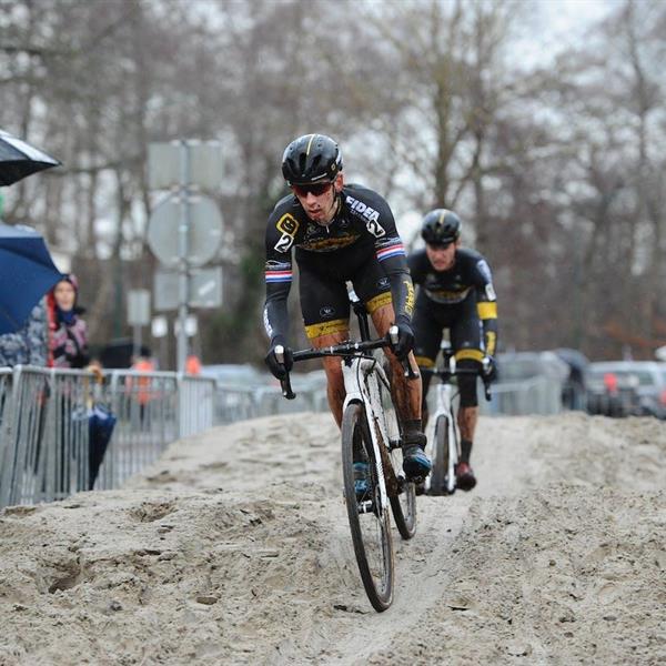 22e Internationale Centrumcross Surhuisterveen 2017 | Wielrennen Surhuisterveen