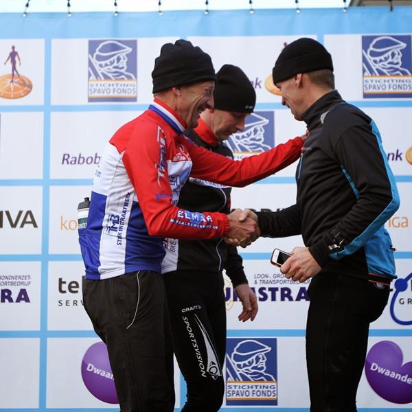 20e Centrumcross 2015 Amateurs & Masters | Wielrennen Surhuisterveen