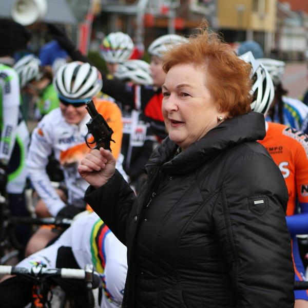 20e Centrumcross 2015 Dames | Wielrennen Surhuisterveen