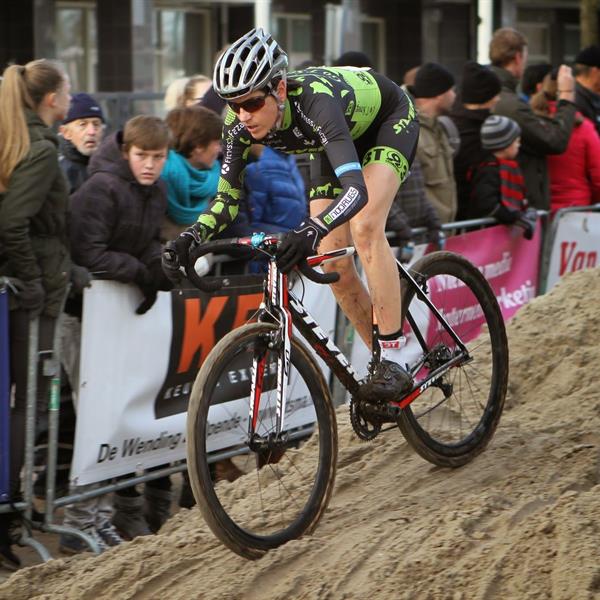 20e Centrumcross 2015 Dames | Wielrennen Surhuisterveen