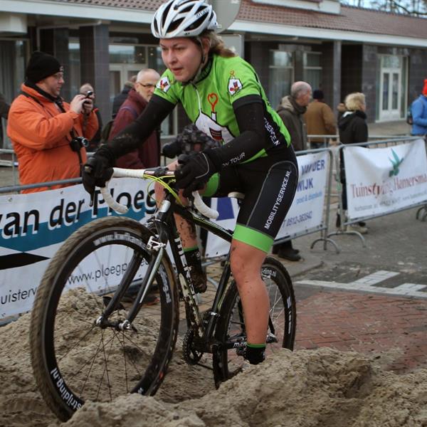 20e Centrumcross 2015 Dames | Wielrennen Surhuisterveen
