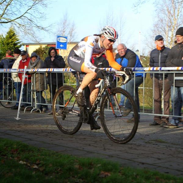20e Centrumcross 2015 Dames | Wielrennen Surhuisterveen