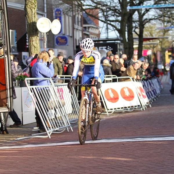 20e Centrumcross 2015 Dames | Wielrennen Surhuisterveen