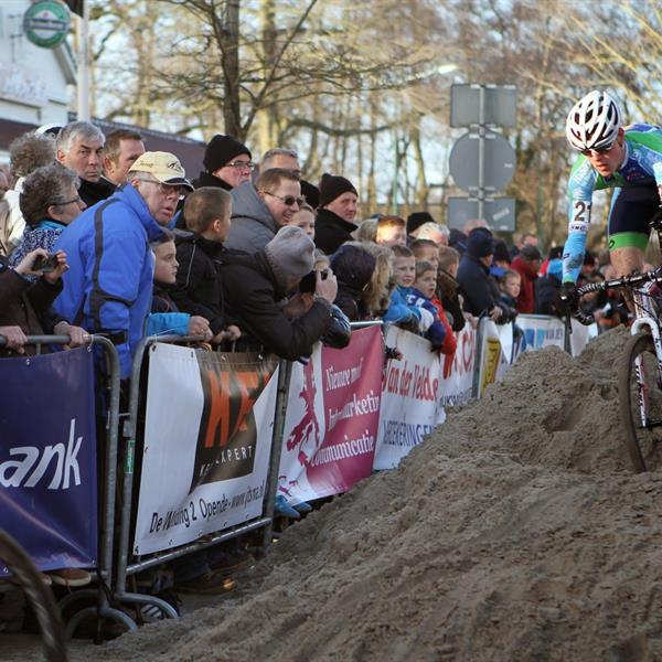 20e Internationale Centrumcross Surhuisterveen 2015 Elite & Beloften | Wielrennen Surhuisterveen