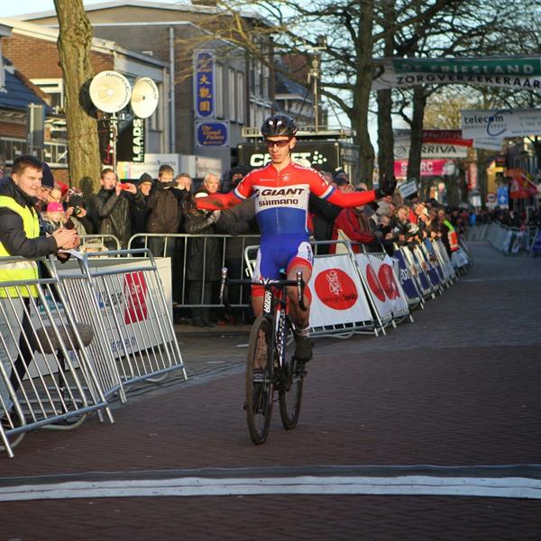 20e Internationale Centrumcross Surhuisterveen 2015 Elite & Beloften | Wielrennen Surhuisterveen