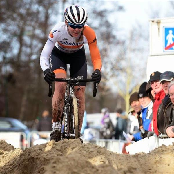 20e Internationale Centrumcross Surhuisterveen 2015 (4) | Wielrennen Surhuisterveen
