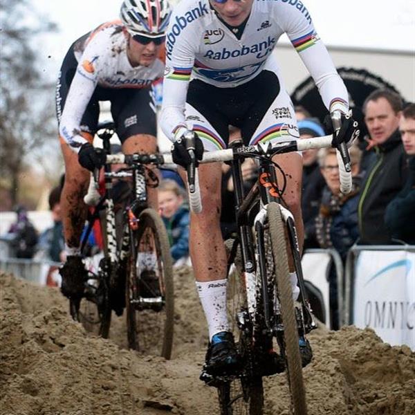 20e Internationale Centrumcross Surhuisterveen 2015 (4) | Wielrennen Surhuisterveen