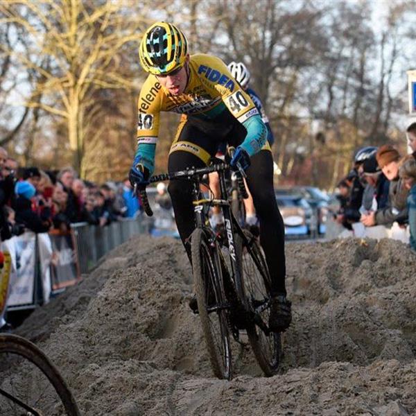 20e Internationale Centrumcross Surhuisterveen 2015 (4) | Wielrennen Surhuisterveen