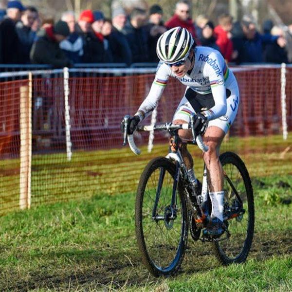 20e Internationale Centrumcross Surhuisterveen 2015 (4) | Wielrennen Surhuisterveen