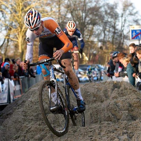 20e Internationale Centrumcross Surhuisterveen 2015 (4) | Wielrennen Surhuisterveen