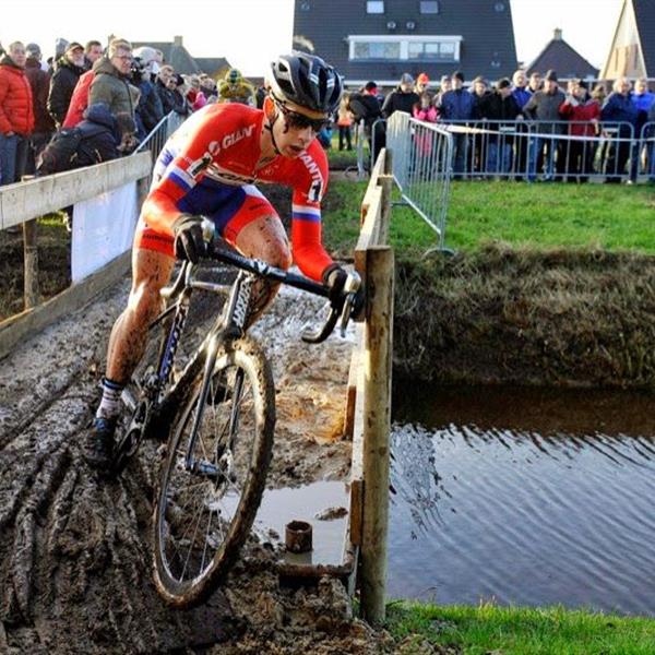 20e Internationale Centrumcross Surhuisterveen 2015 (4) | Wielrennen Surhuisterveen