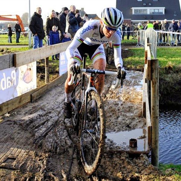 20e Internationale Centrumcross Surhuisterveen 2015 (4) | Wielrennen Surhuisterveen