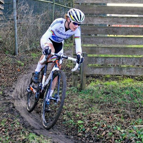 20e Internationale Centrumcross Surhuisterveen 2015 (4) | Wielrennen Surhuisterveen