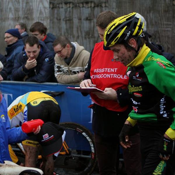 19e Centrumcross Surhuisterveen 2014 (1) | Wielrennen Surhuisterveen