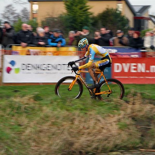 19e Centrumcross Surhuisterveen 2014 (1) | Wielrennen Surhuisterveen