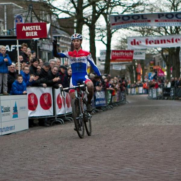 19e Centrumcross Surhuisterveen 2014 (1) | Wielrennen Surhuisterveen
