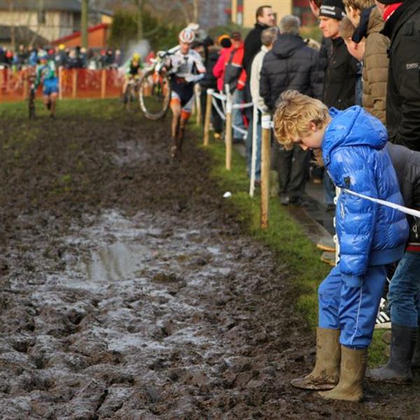 19e Centrumcross Surhuisterveen 2014 (1) | Wielrennen Surhuisterveen