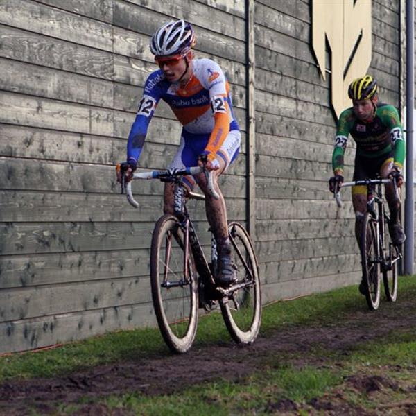 19e Centrumcross Surhuisterveen 2014 (1) | Wielrennen Surhuisterveen