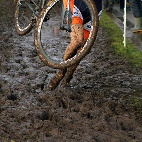 19e Centrumcross Surhuisterveen 2014 (1) | Wielrennen Surhuisterveen