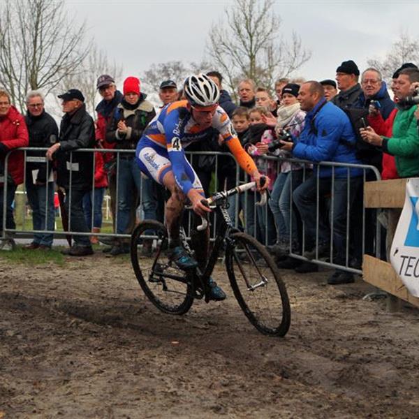 19e Centrumcross Surhuisterveen 2014 (1) | Wielrennen Surhuisterveen
