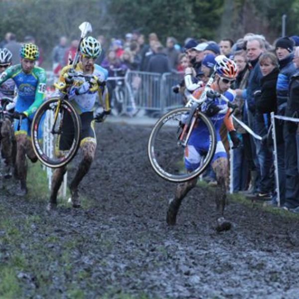 18e Centrumcross Surhuisterveen 2013 (album 3) | Wielrennen Surhuisterveen