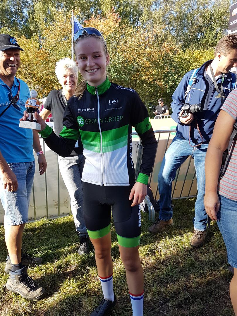 Juniore Leonie Bentveld naar Pauwels Sauzen-Bingoal