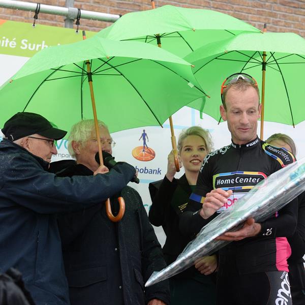 39e Profronde (Foto's: Martin de Jong) | Wielrennen Surhuisterveen