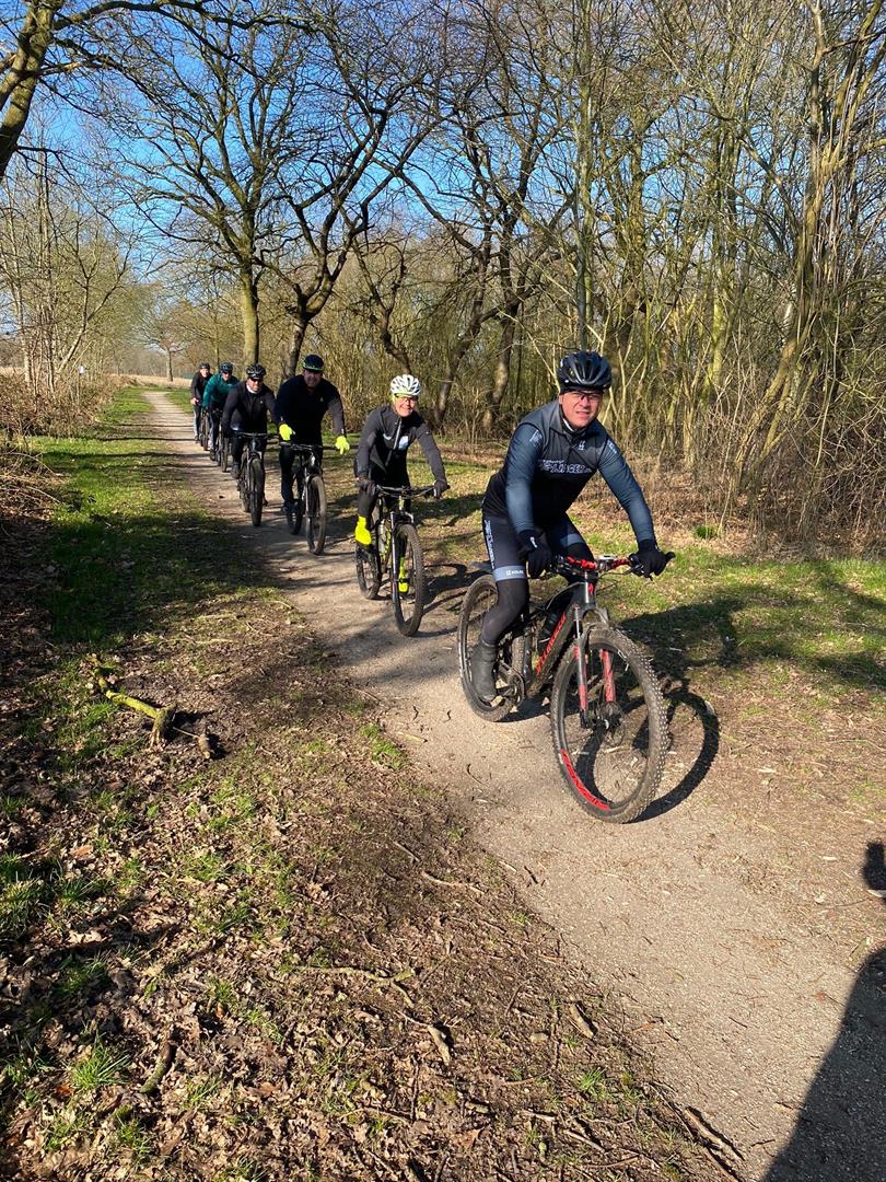  Veldtoertocht Surhuisterveen  een schitterend festijn