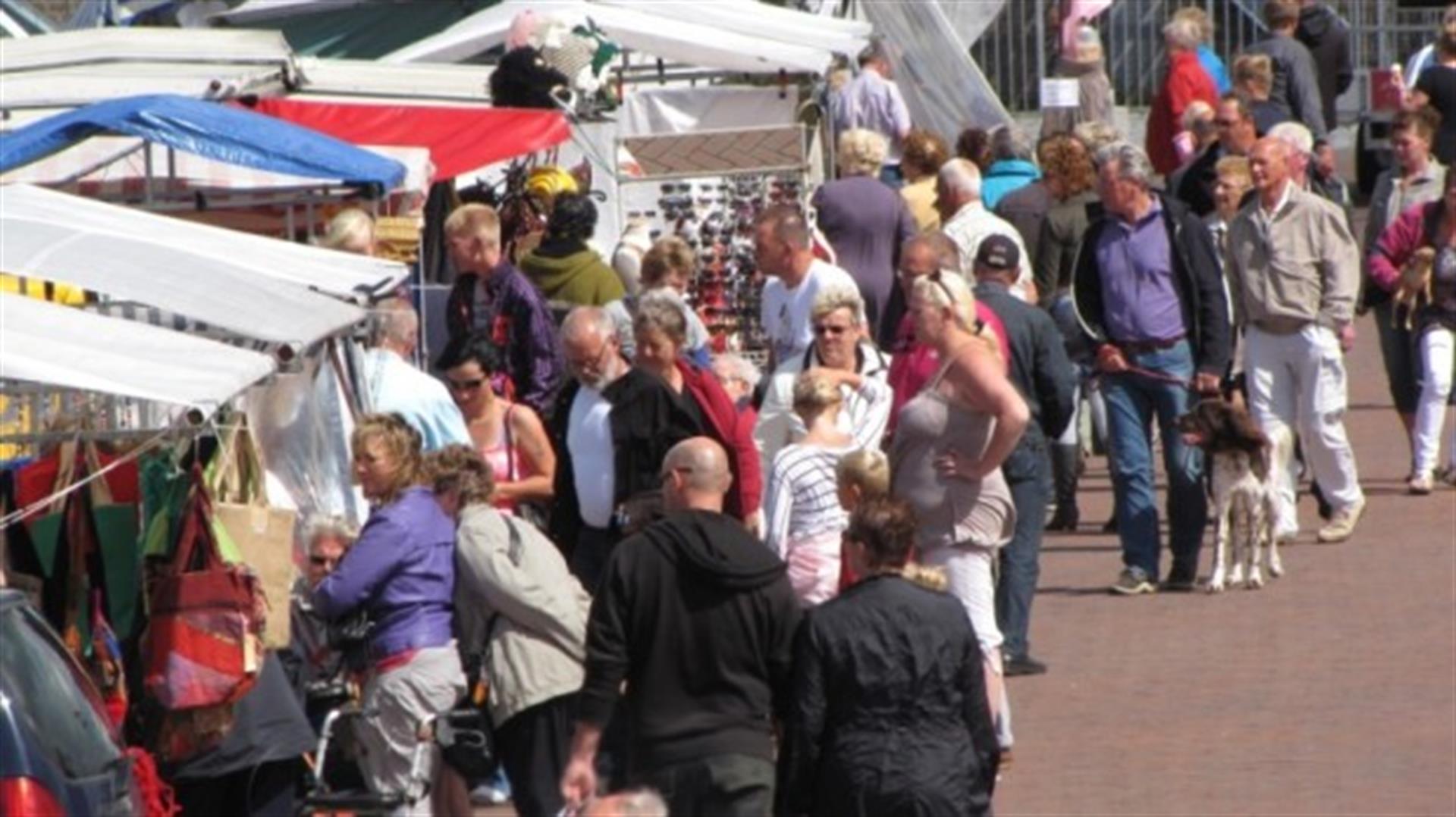 Braderie tijdens de Profronde