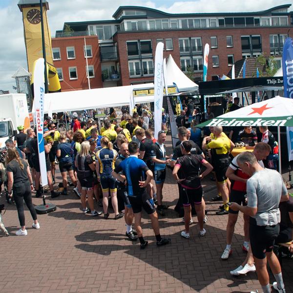 17e Pieter Weening Classic 2022 (foto's Fokke Ophuis en Youri Jager) | Wielrennen Surhuisterveen